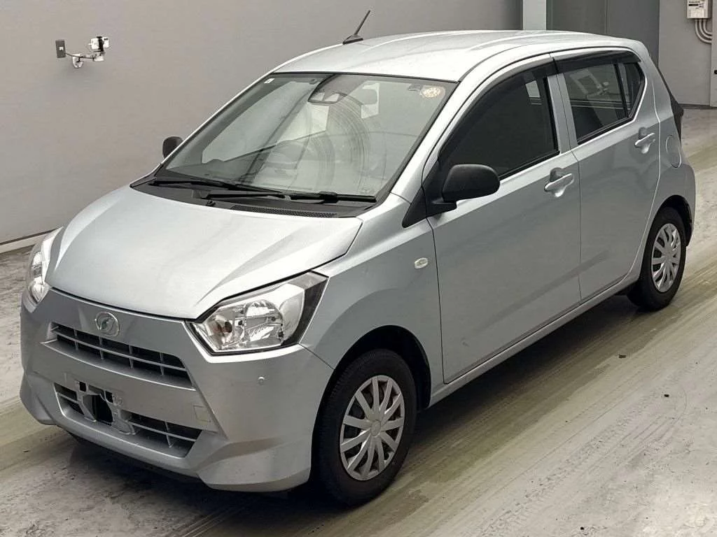 Daihatsu Mira e:S LA350S 2021